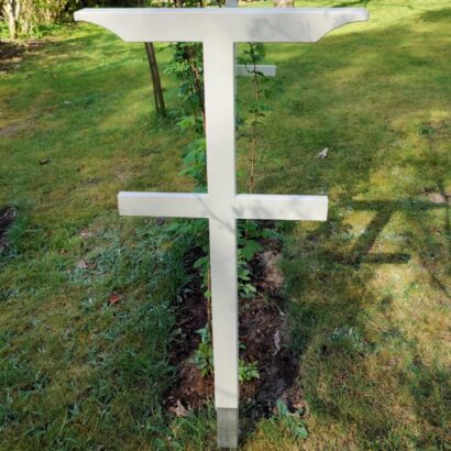 Hallonstolpar i par, inklusive jordankare